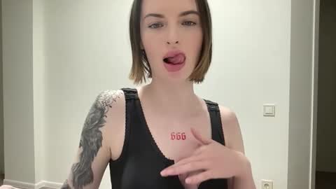 DOVE online show from 11/25/25, 08:53