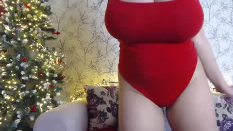 Snapshot of 1dream_magical chatting on 12/17/24, 06:35 Sabi online show from 12/17/24, 06:35