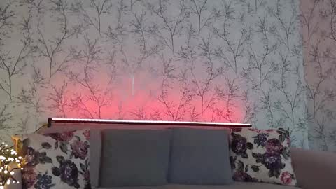 Snapshot of 1dream_magical chatting on 02/04/25, 07:07 Sabi online show from 02/04/25, 07:07