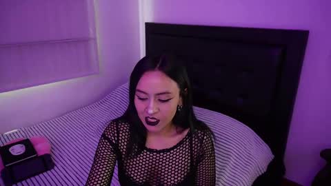 1hannamontana online show from 09/19/25, 04:40