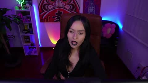 1hannamontana online show from 09/29/25, 12:49