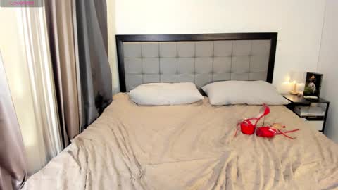 Snapshot of 1hottiegabby chatting on 03/10/25, 05:43 Gabby online show from 03/10/25, 05:43