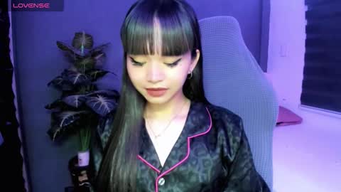 Snapshot of 1hottiegabby chatting on 10/12/25, 06:29 Gabby online show from 10/12/25, 06:29