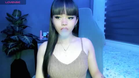 Snapshot of 1hottiegabby chatting on 10/16/25, 12:28 Gabby online show from 10/16/25, 12:28