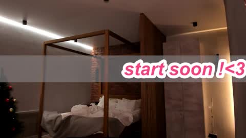 Lily 3 online show from 02/15/26, 07:10