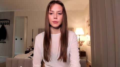 Lily 3 online show from 03/14/26, 06:13