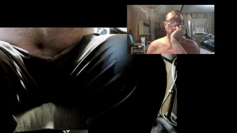 Snapshot of 1isallineed chatting on 11/07/25, 03:45 Pussy Slayer online show from 11/07/25, 03:45