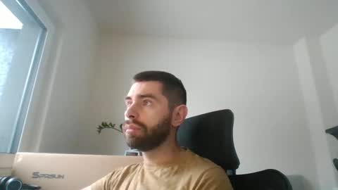 Snapshot of 1kamilkamil11 chatting on 12/10/24, 07:26 kam online show from 12/10/24, 07:26