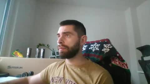 Snapshot of 1kamilkamil11 chatting on 12/10/24, 01:33 kam online show from 12/10/24, 01:33