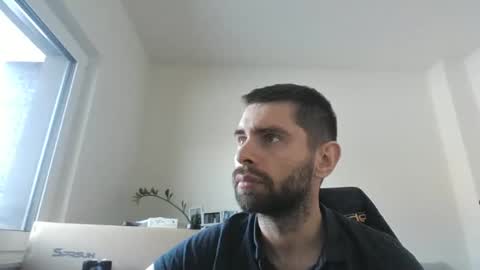 Snapshot of 1kamilkamil11 chatting on 01/03/25, 11:35 kam online show from 01/03/25, 11:35