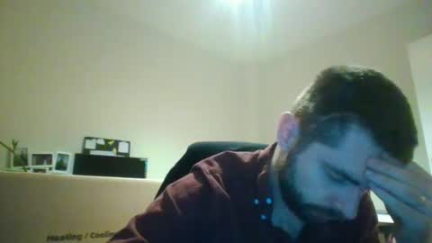 Snapshot of 1kamilkamil11 chatting on 01/05/25, 06:24 kam online show from 01/05/25, 06:24