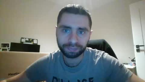 Snapshot of 1kamilkamil11 chatting on 01/25/25, 06:46 kam online show from 01/25/25, 06:46