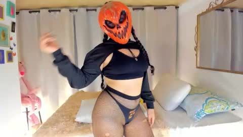 Snapshot of 1laiaa1 chatting on 10/19/25, 03:07 laiaa rivas online show from 10/19/25, 03:07