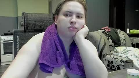 1LINDSEY1 online show from 02/25/25, 10:26