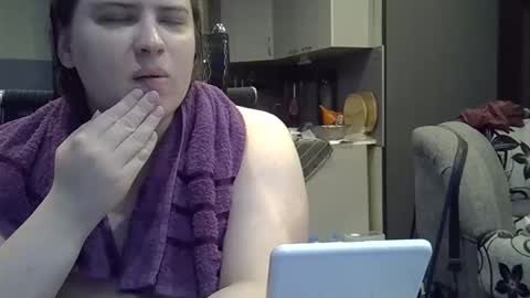 1LINDSEY1 online show from 09/12/25, 08:25