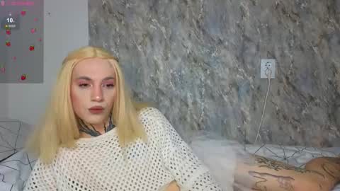 Michelle online show from 11/03/25, 02:02