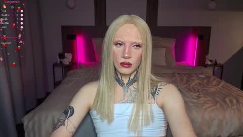 Michelle online show from 02/12/26, 07:42