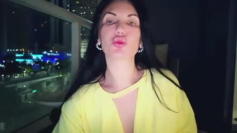 Snapshot of 1lovely1 chatting on 04/08/26, 05:51 Onna online show from 04/08/26, 05:51