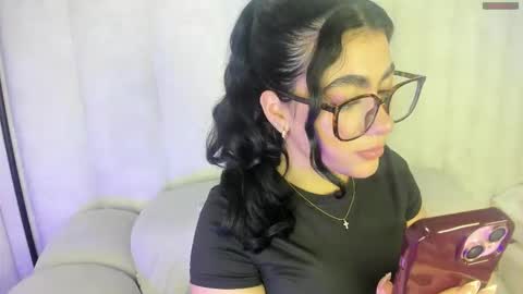 Snapshot of 1m_emily chatting on 09/23/25, 08:23 . online show from 09/23/25, 08:23