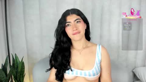 Snapshot of 1m_emily chatting on 12/21/25, 10:17 . online show from 12/21/25, 10:17