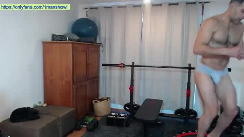 1manshow11 online show from 11/30/25, 09:52