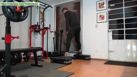 1manshow11 online show from 03/09/26, 09:02