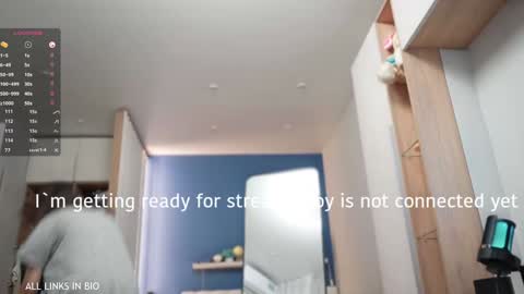 Marie online show from 02/02/25, 06:53