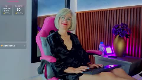 Snapshot of 1miss_monserrate chatting on 06/02/26, 03:47 Miss Monserrate online show from 06/02/26, 03:47