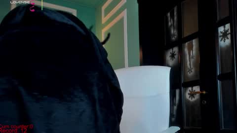 Moona  online show from 01/19/25, 06:21