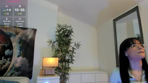 Moona  online show from 03/29/26, 02:55