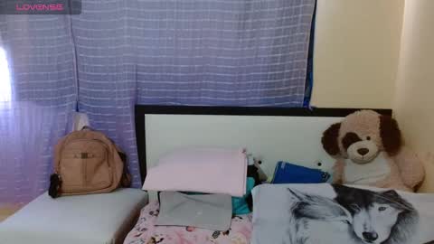 Snapshot of 1sasha_grey__1 chatting on 10/22/25, 05:02 paola online show from 10/22/25, 05:02