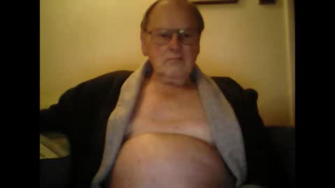 1shorty online show from 12/31/24, 07:40