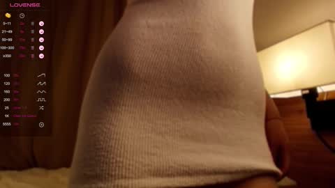 VICTORIA online show from 10/28/25, 04:16