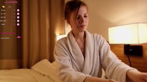 VICTORIA online show from 11/20/25, 01:28