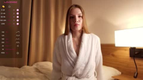 VICTORIA online show from 12/16/25, 12:59