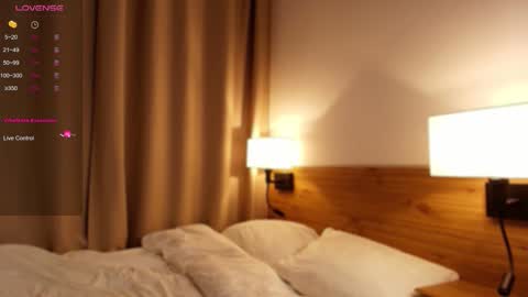 VICTORIA online show from 12/20/25, 01:02