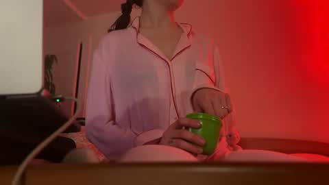 Snapshot of 1sttimeomg chatting on 01/22/25, 05:37 1sttimeomg online show from 01/22/25, 05:37