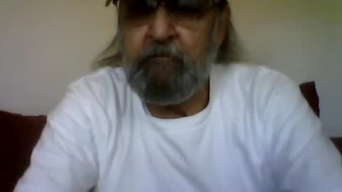 1valentine online show from 04/11/26, 04:00