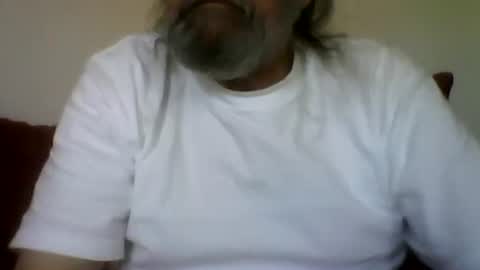 1valentine online show from 04/17/26, 03:37