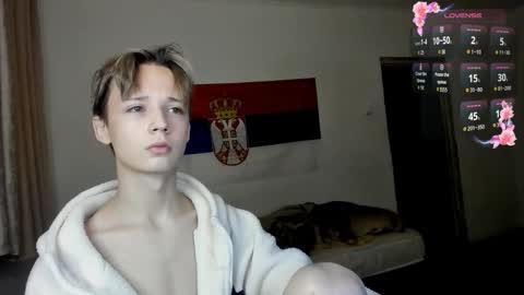 Milos online show from 09/21/25, 10:44