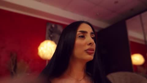 1vyanne online show from 03/18/26, 08:50