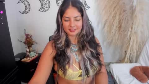 1wayra online show from 02/11/25, 08:42