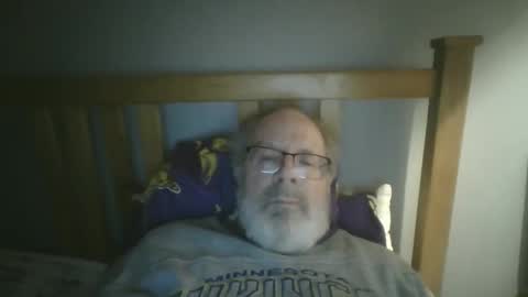 Snapshot of 2003dynawideglide chatting on 03/13/26, 02:51 2003dynawideglide online show from 03/13/26, 02:51