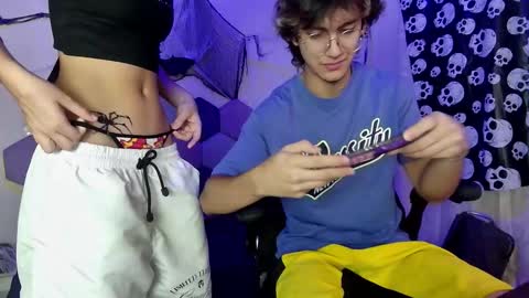 Snapshot of 2006_tgn chatting on 10/20/25, 11:43 2006_tgn online show from 10/20/25, 11:43