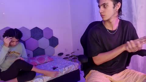 Snapshot of 2006_tgn chatting on 11/08/25, 12:16 2006_tgn online show from 11/08/25, 12:16