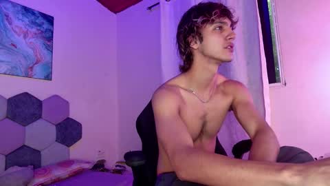 Snapshot of 2006_tgn chatting on 11/16/25, 12:00 2006_tgn online show from 11/16/25, 12:00