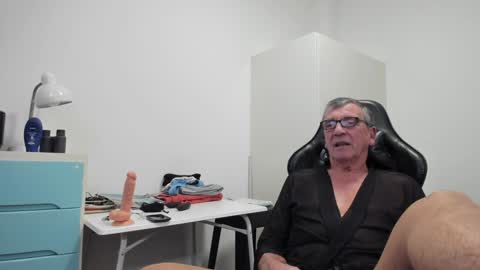 Henk online show from 01/09/25, 04:17