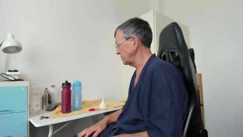 Henk online show from 03/31/26, 11:32