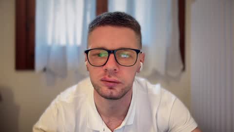 Romano online show from 02/08/25, 01:44