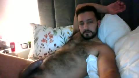 2022felipe online show from 01/08/25, 05:05